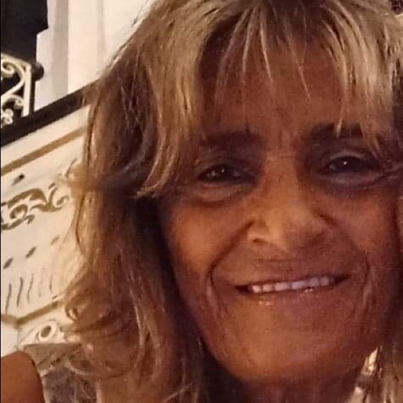 Meet your Posher, Cheryl - Picture 5 of 12